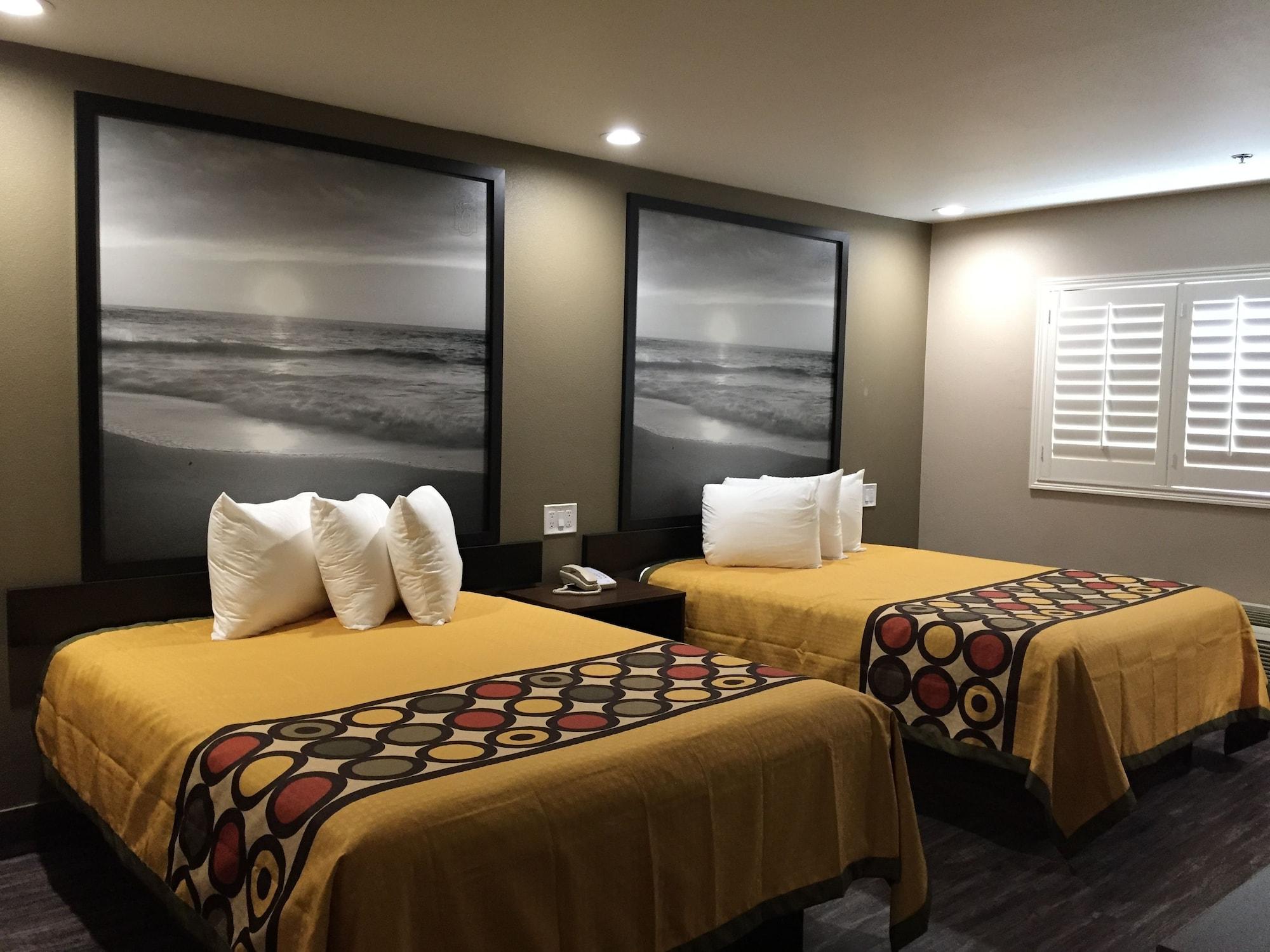 Super 8 By Wyndham National City Chula Vista Екстериор снимка